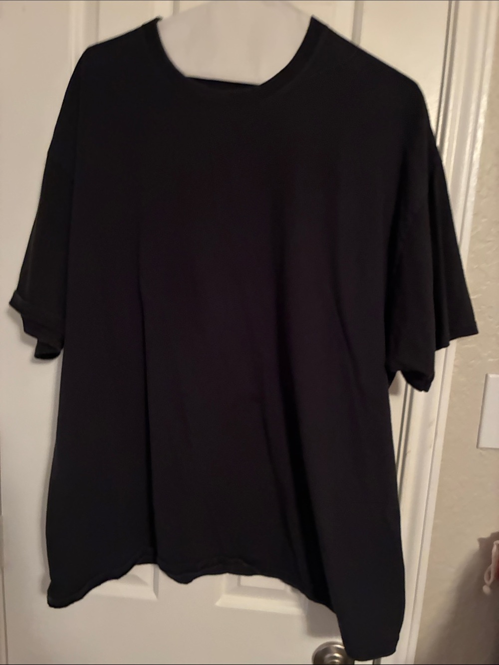 Hanes Short Sleeve Crewneck T-Shirt - black